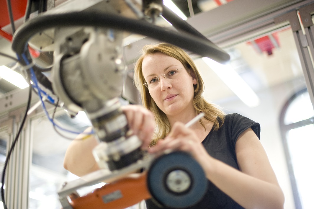 Virtueller Info-Abend: Berufsbegleitend studieren, zfh - Zentrum für ...